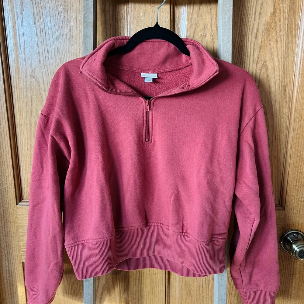 Pink cropped pullover. Brand (a. new day) size small
